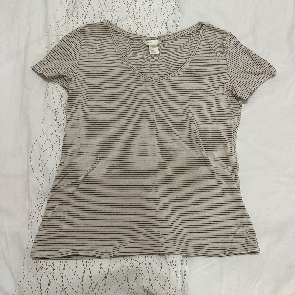 H&M V-Neck Short Sleeve